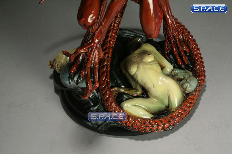 Alien Warrior Statue (Alien Resurrection)