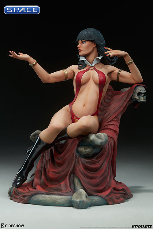 1/5 Scale Vampirella Statue (Vampirella)