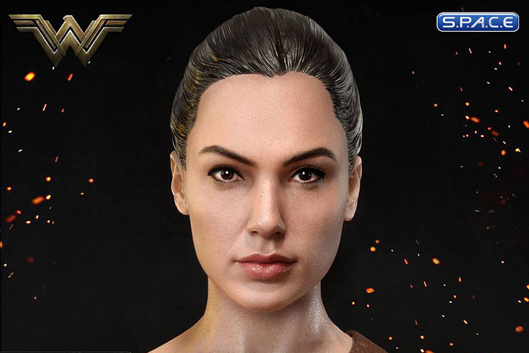 1/3 Scale Wonder Woman in Training Costume Museum Masterline Statue (Wonder Woman)