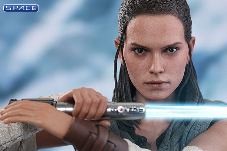 1/6 Scale Rey Jedi Training Movie Masterpiece MMS446 (Star Wars - The Last Jedi)