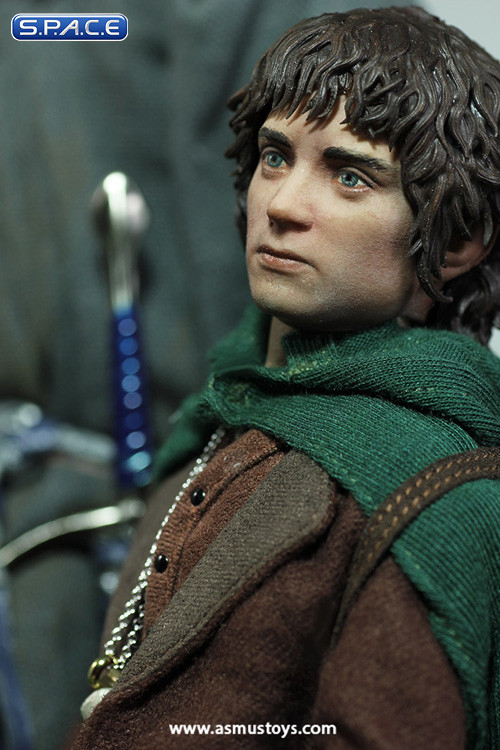 1/6 Scale Frodo - Slim Version (Lord of the Rings)