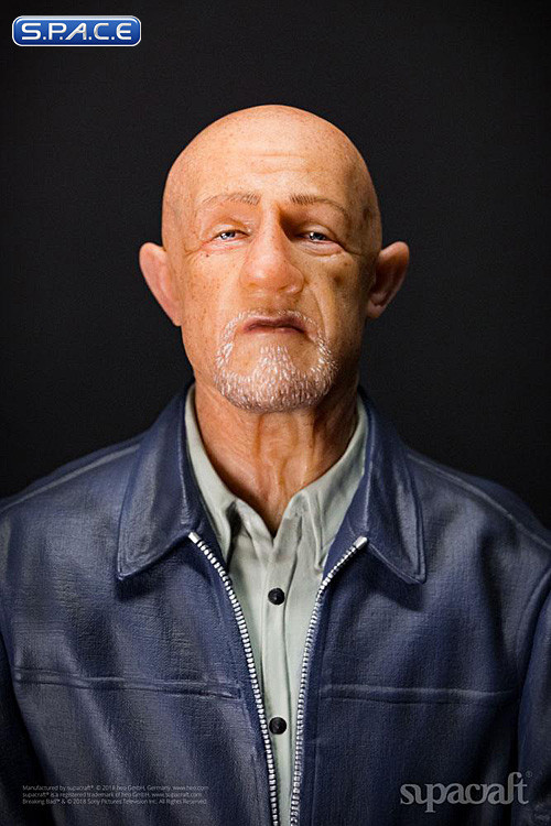 Mike Ehrmantraut Statue (Breaking Bad)