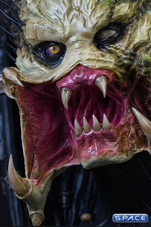 1:1 Wolf Predator Life-Size Bust (Alien vs. Predator)