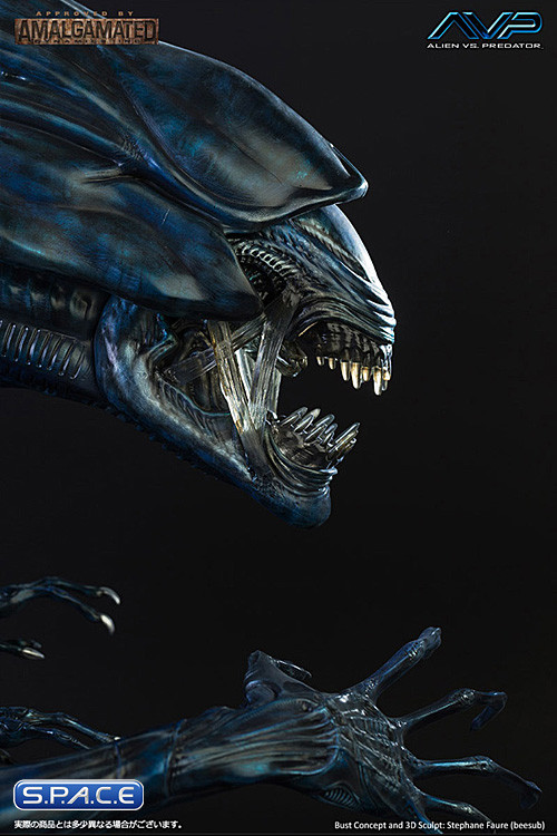 1/3 Scale Alien Queen Bust (Alien vs. Predator)