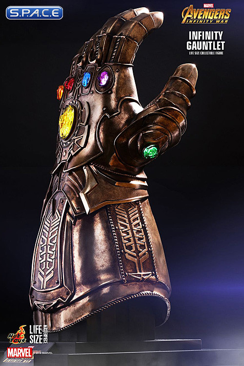 1:1 Infinity Gauntlet Life-Size Masterpiece (Avengers: Infinity War)