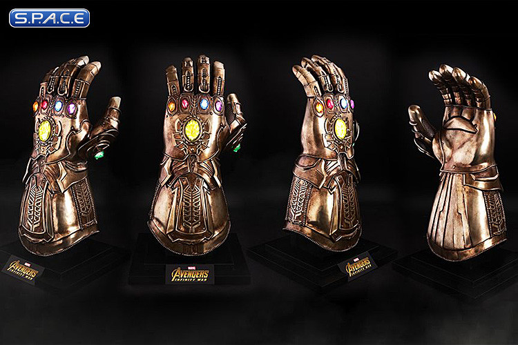 1:1 Infinity Gauntlet Life-Size Masterpiece (Avengers: Infinity War)