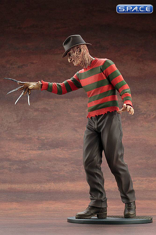 1/6 Scale Freddy Krueger ARTFX PVC Statue (A Nightmare on Elm Street)