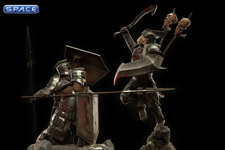 Iron Hill Dwarves Statue (The Hobbit: The Battle of the Five Armies)