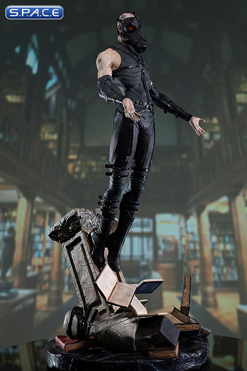 Psycho Mantis Statue (Metal Gear Solid)