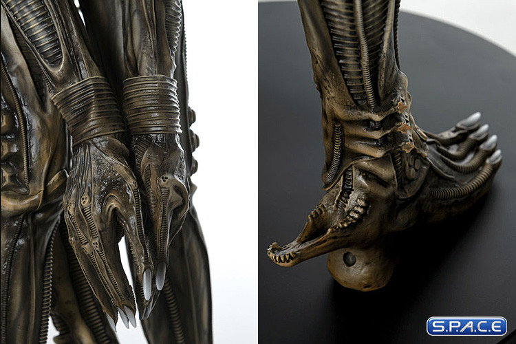 1/3 Scale Alien Big Chap Statue (Alien)
