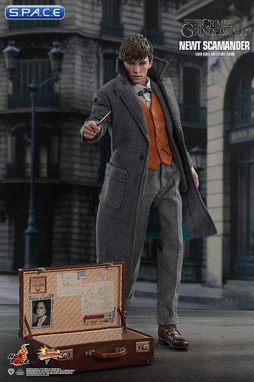 1/6 Scale Newt Scamander Movie Masterpiece MMS512 (Fantastic Beasts: The Crimes of Grindelwald)