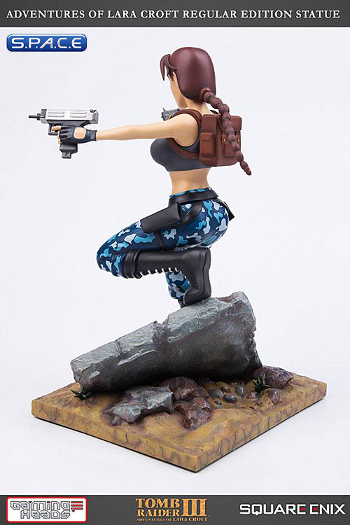 Lara Croft Statue (Tomb Raider III)