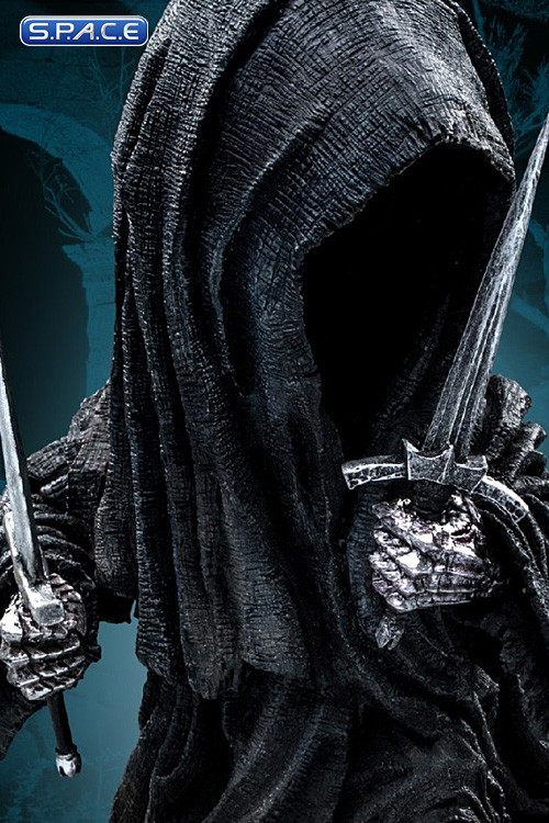 Nazgul Deluxe Deformed Real Series Vinyl Statue (Lord of the Rings)