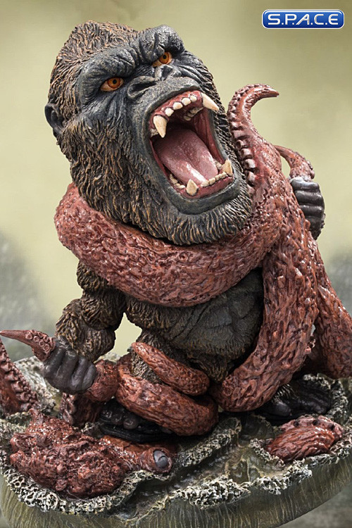 Kong vs. Octopus Deformed Real Series Vinyl Statue (Kong: Skull Island)