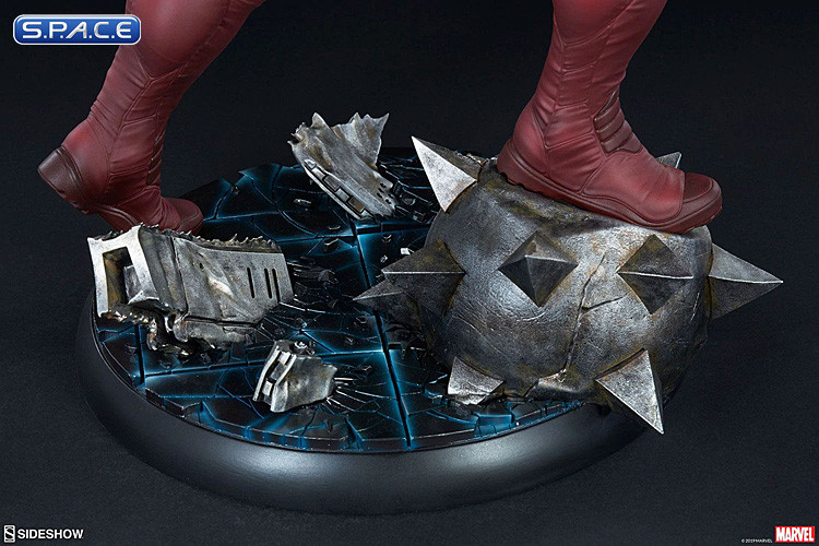 Colossus Premium Format Figure (Marvel)