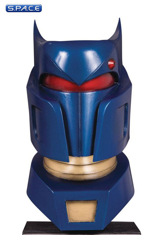 1/2 Scale Knightfall Batman Cowl DC Gallery Bust (Batman: Knightfall)