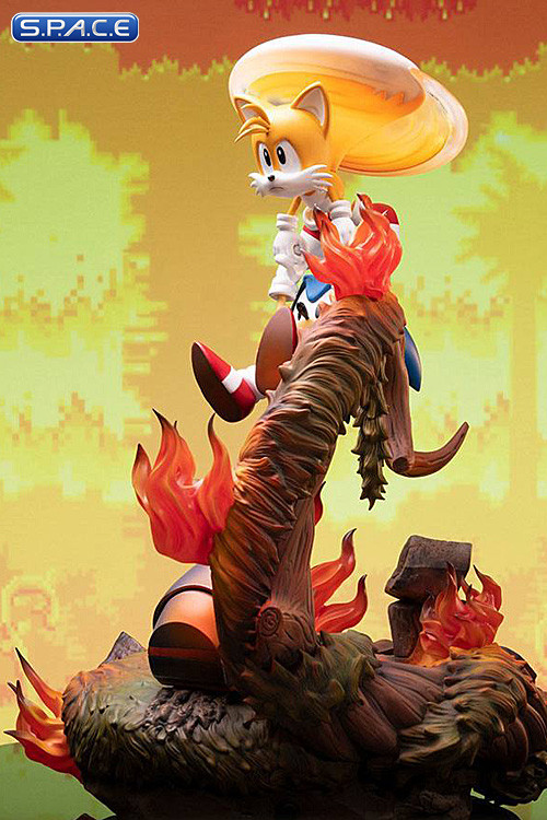 Sonic & Tails Statue (Sonic the Hedgehog)