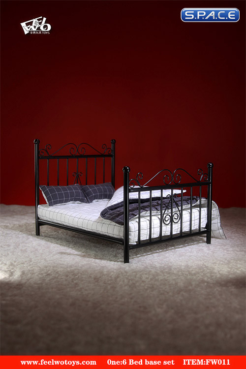 1/6 Scale black Bed with mattress