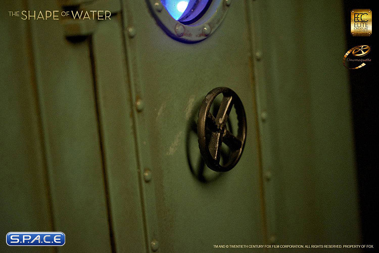 1/3 Scale Amphibian Man Maquette (The Shape of Water)