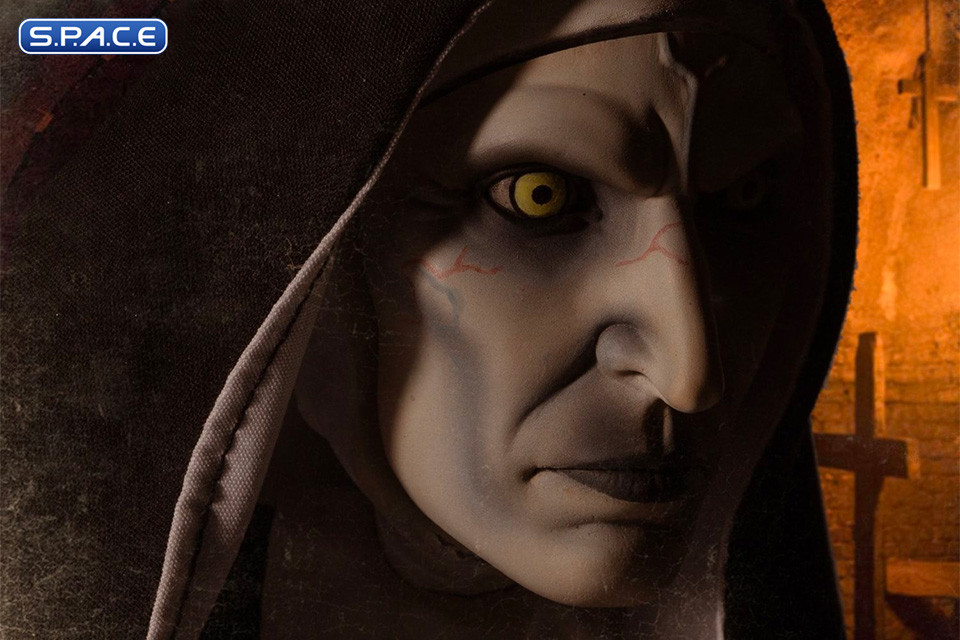 The Nun Mezco Designer Series (The Nun)