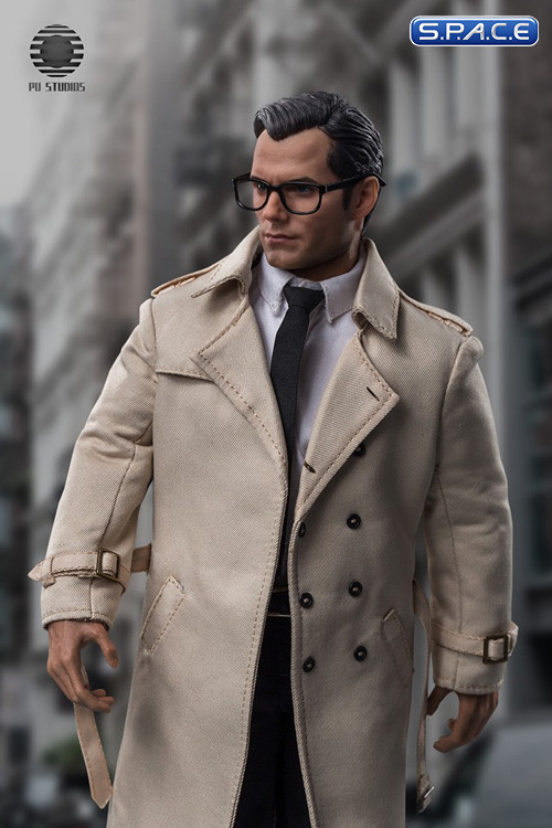 1/6 Scale The Reporter