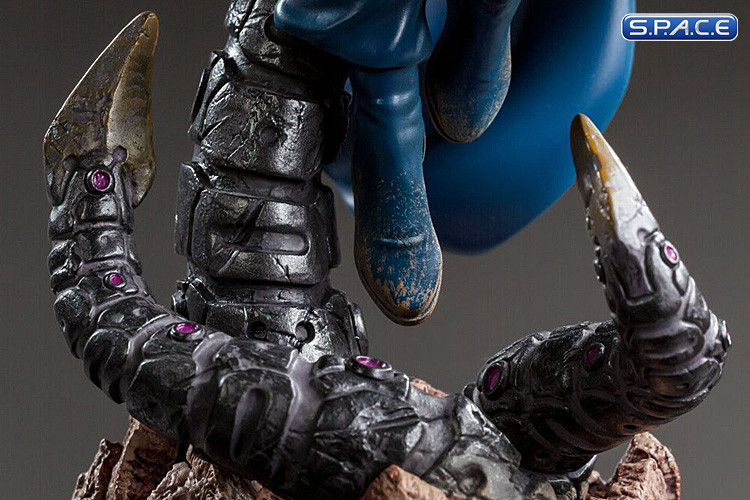 1/10 Scale Martian Manhunter Art Scale Statue by Ivan Reis (DC Comics)