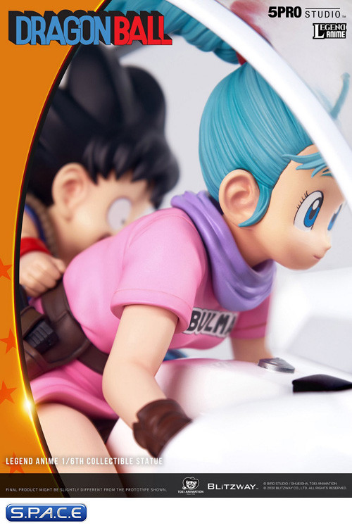 Goku & Bulma on Bulmas Capsule No. 9 Bike Statue (Dragon Ball)