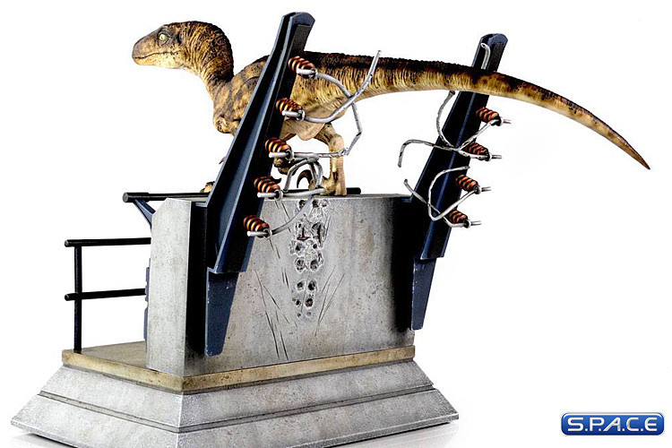 Breakout Raptor Statue (Jurassic Park)