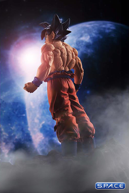 Ultra Instinct Sign Son Goku Creator X Creator PVC Statue - Version A (Dragon Ball Super)