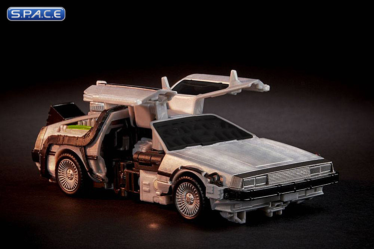 Transformers Generations Gigawatt DeLorean (Back to the Future)