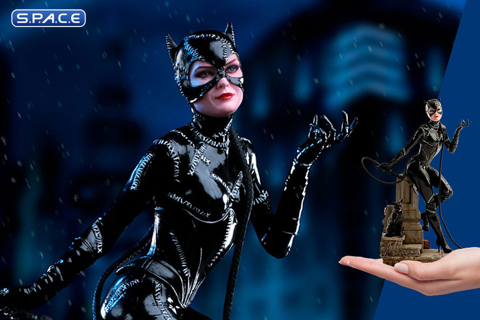 1/10 Scale Catwoman Art Scale Statue (Batman Returns)