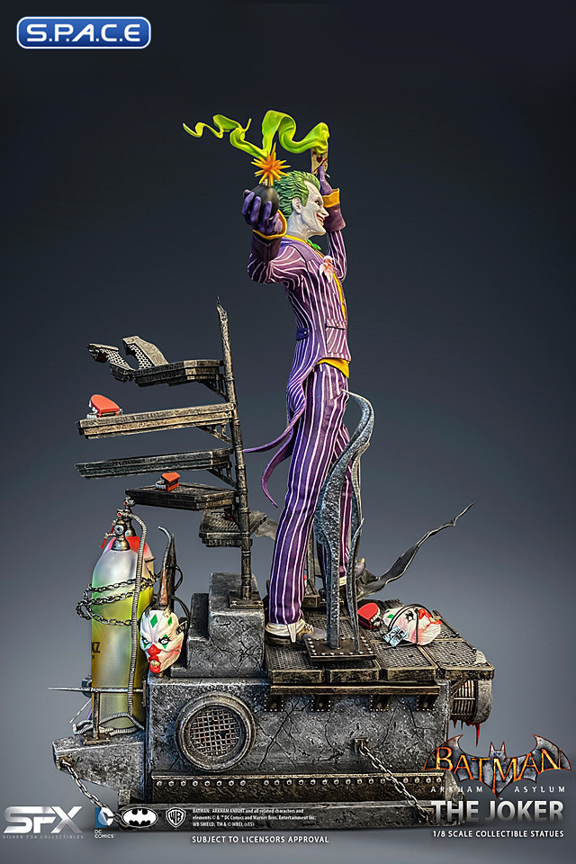 The Joker Statue (Batman: Arkham Asylum)