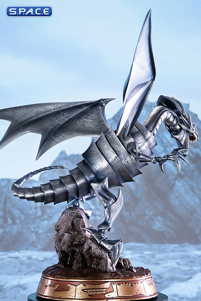 silver blue eyes white dragon silver blue eyes white dragon
