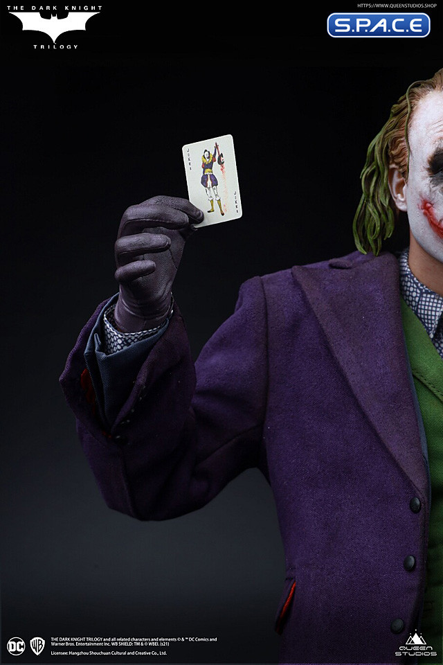 The Joker Statue (Batman - The Dark Knight)