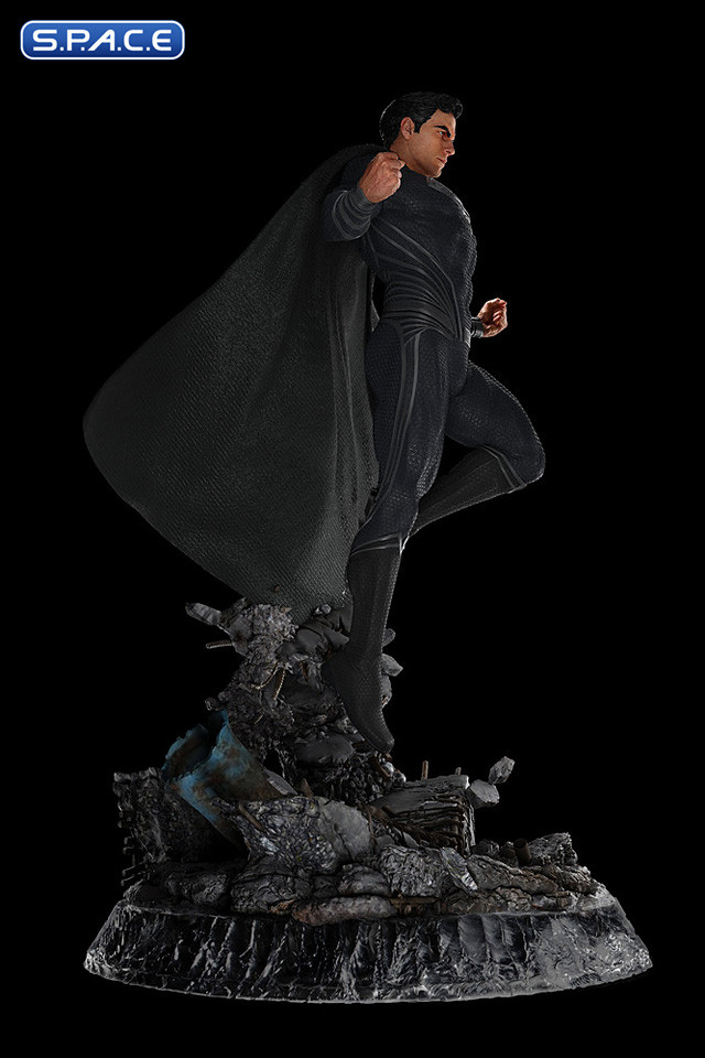 1/4 Scale Black Suit Superman Statue (Zack Snyders Justice League)