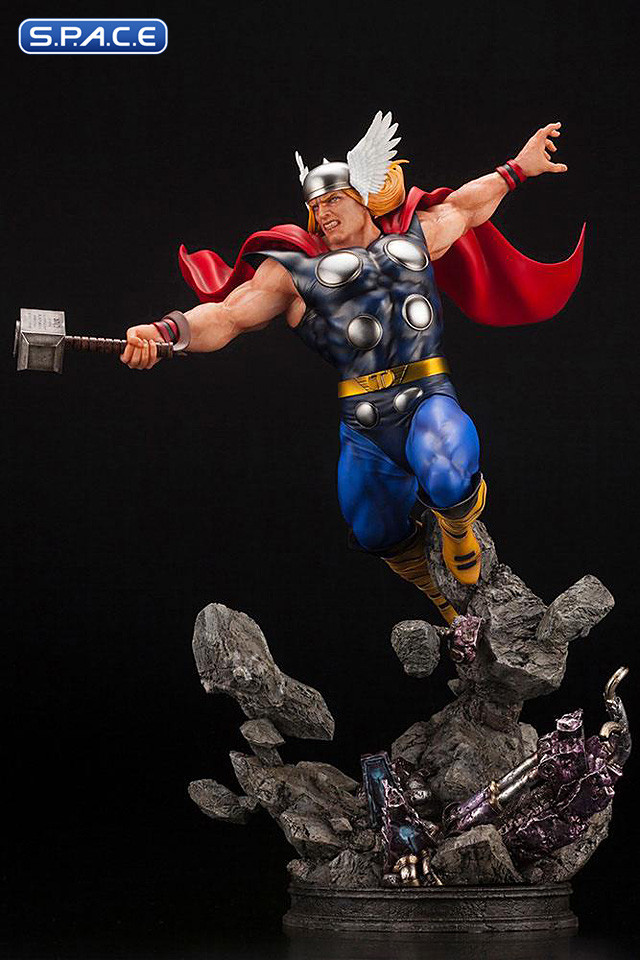 Thor Fine Art Statue (Marvel)