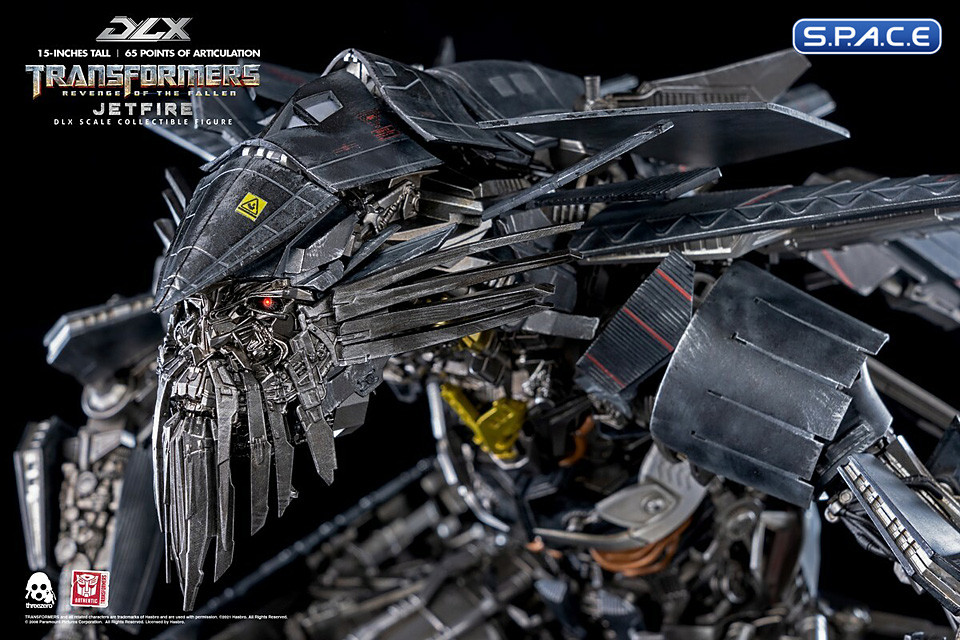 Jetfire DLX Scale Collectible Figure (Transformers: Revenge of the Fallen)