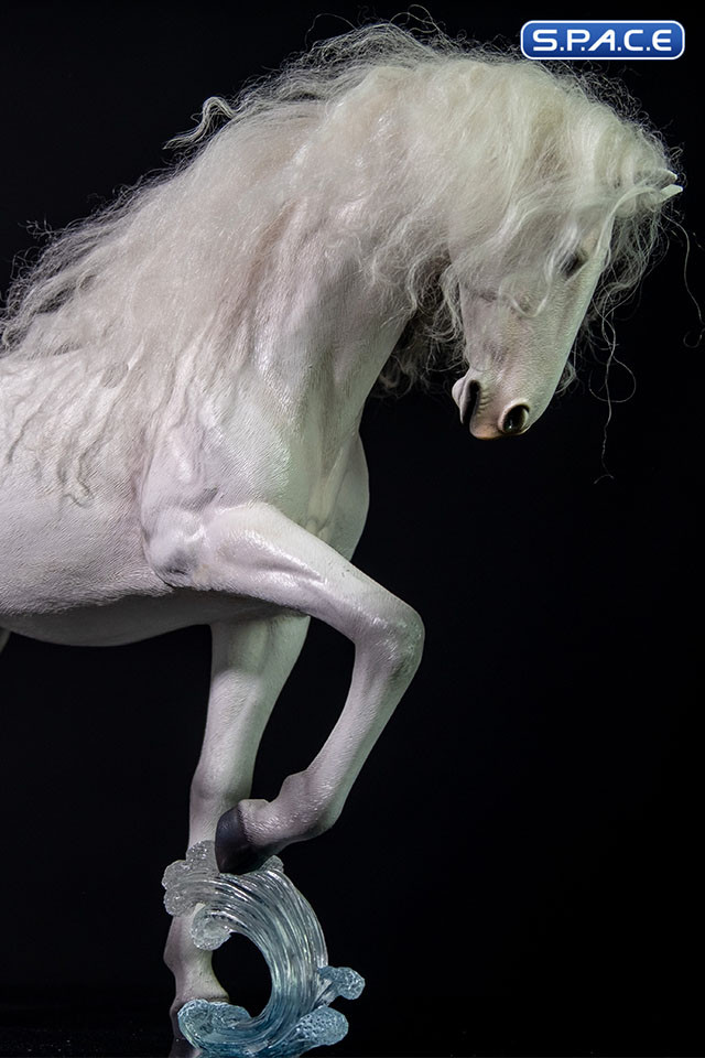 1/6 Scale The white Horse