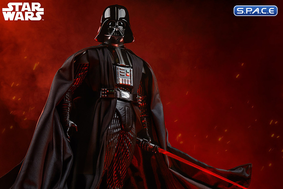 Darth Vader Premium Format Figure (Star Wars)