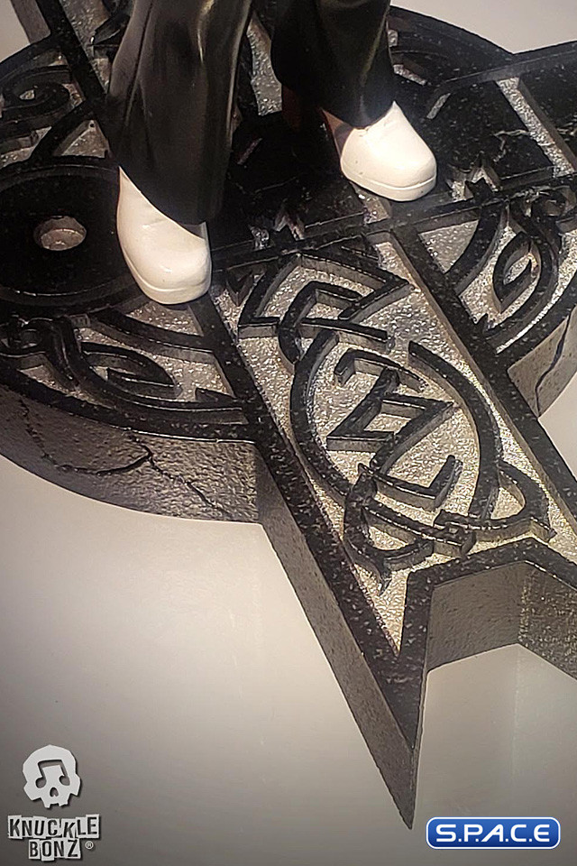 Tony Iommi Rock Iconz Statue (Black Sabbath)