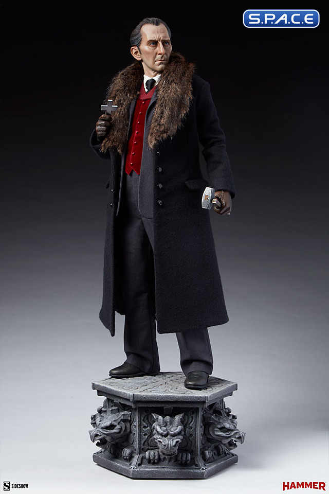 Van Helsing Premium Format Figure (Dracula)