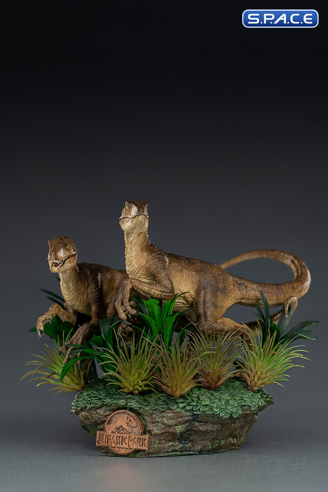 1/10 Scale Just The Two Raptors Deluxe Art Scale Statue (Jurassic Park)