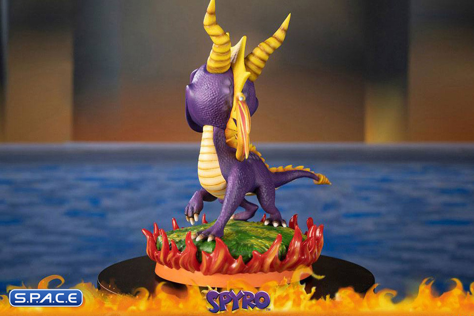 Spyro PVC Statue (Spyro 2: Riptos Rage)