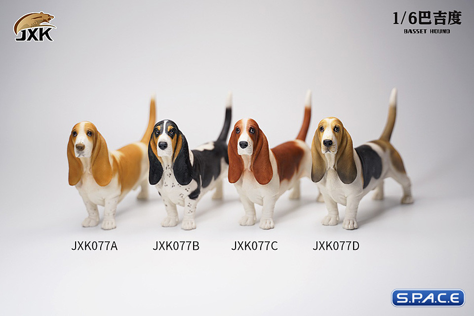 1/6 Scale Basset Hound (light brown)