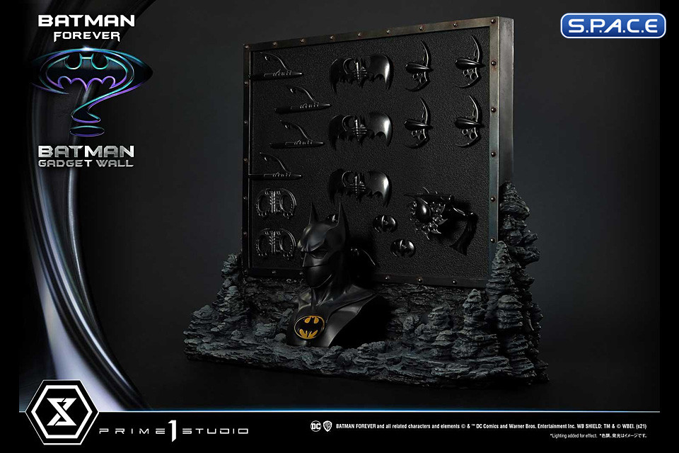 1/3 Scale Batman Gadget Wall Museum Masterline Statue (Batman Forever)