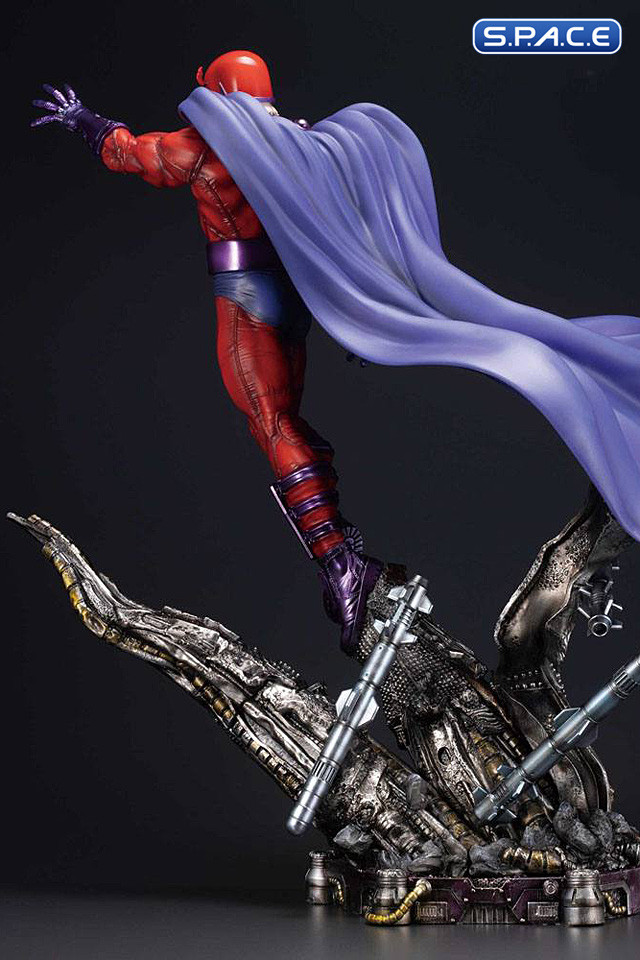 Magneto Fine Art Statue (Marvel)