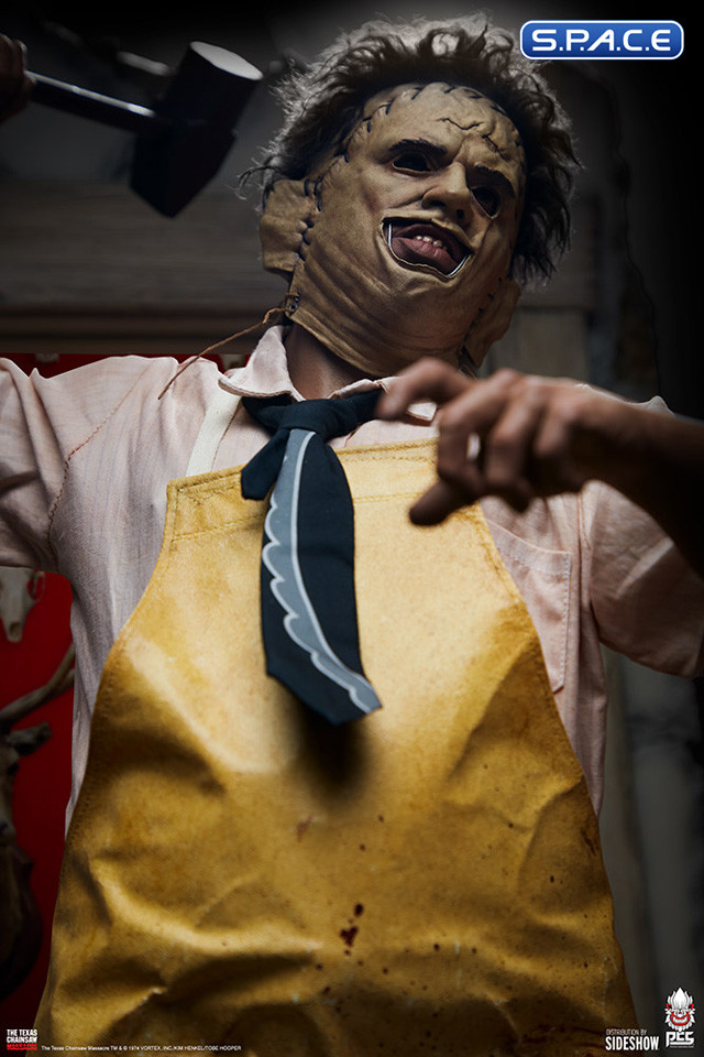 1/3 Scale Leatherface �The Butcher� Statue (Texas Chainsaw Massacre)