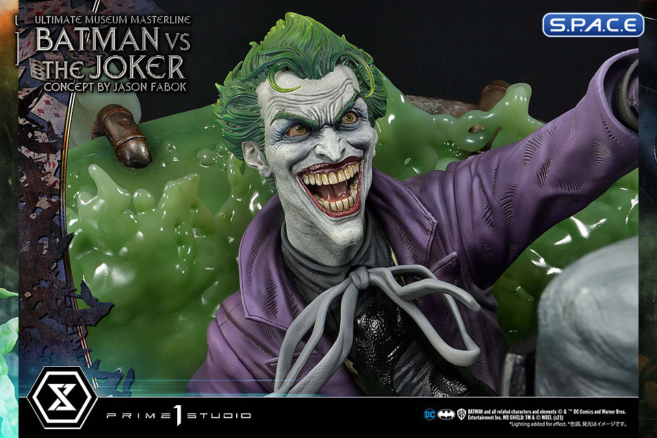 1/3 Scale Batman vs. The Joker �Concept by Jason Fabok� Ultimate Museum Masterline Statue (DC Comics)