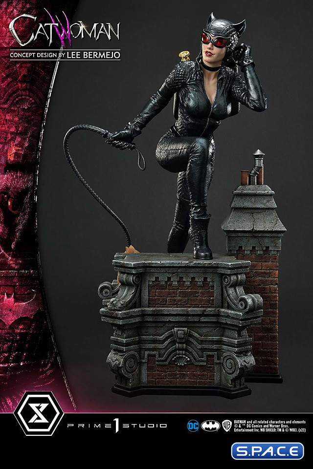 1/3 Scale Catwoman Concept Design by Lee Bermejo Museum Masterline Statue (DC Comics)