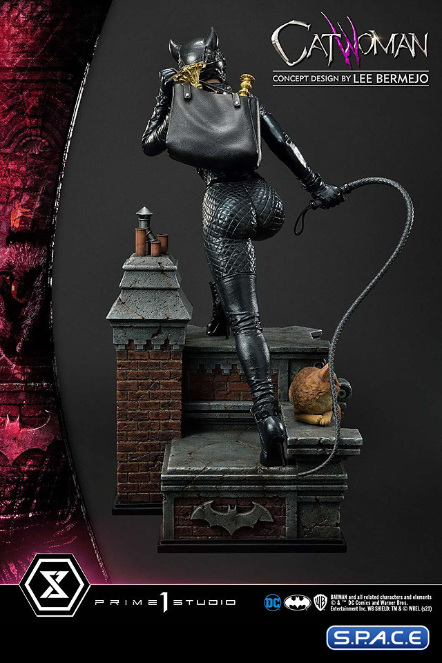 1/3 Scale Catwoman Concept Design by Lee Bermejo Museum Masterline Statue (DC Comics)